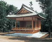 氷川神社　神楽殿